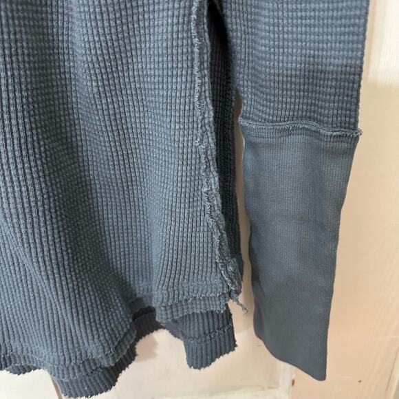 We The Free Womens Waffle Knit Top Slouchy Oversized Size XS Blue OB1169470‎ - Picture 4 of 5